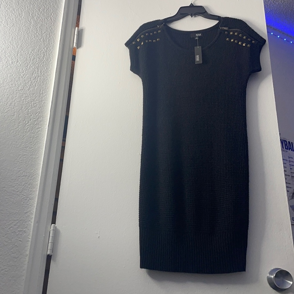 ana a new approach black dress
